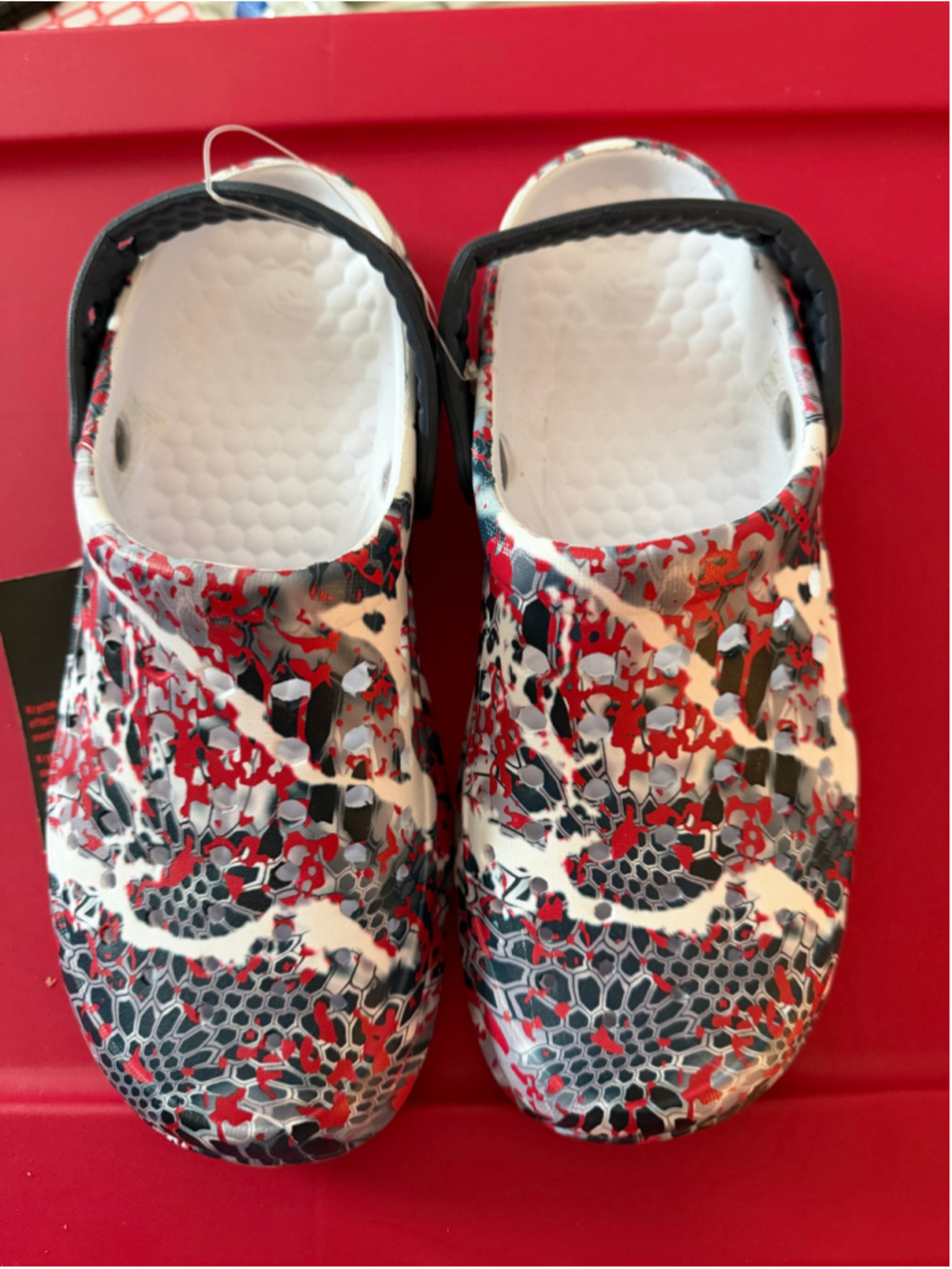 Men's Joybees Sandals & Flip-Flops Size 9 Red and White